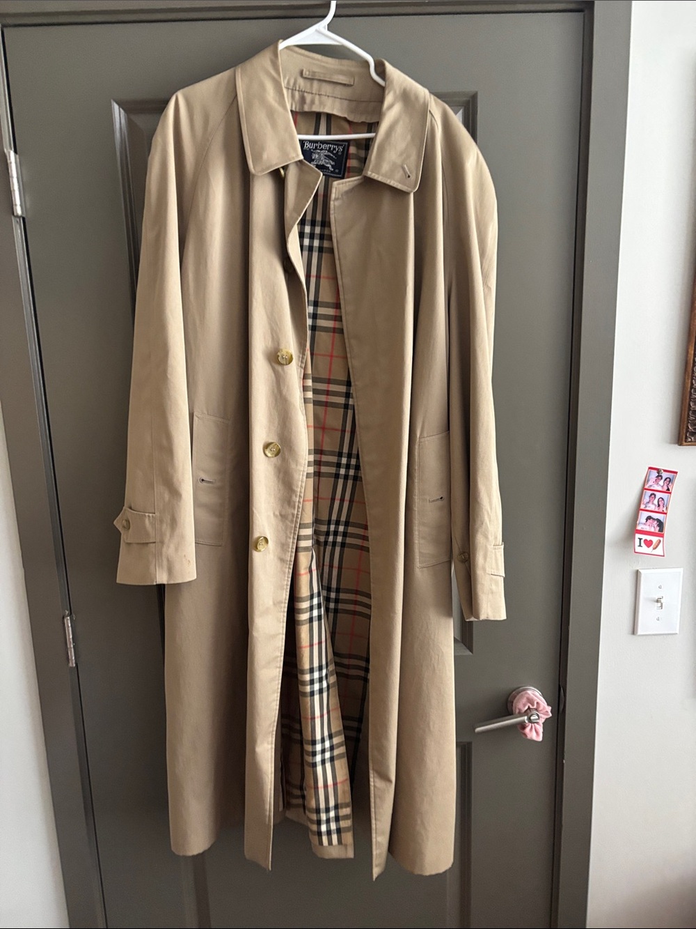 Vintage authentic Burberry Tan Men’s Classic Plaid-Lined Trench Coat